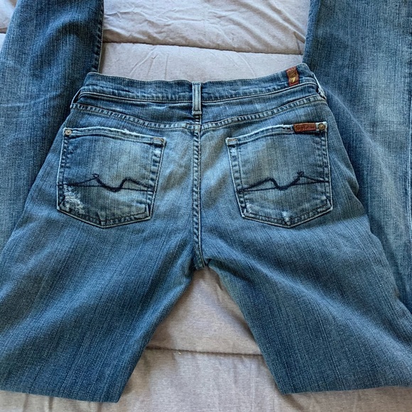 Jeans - Picture 2 of 5